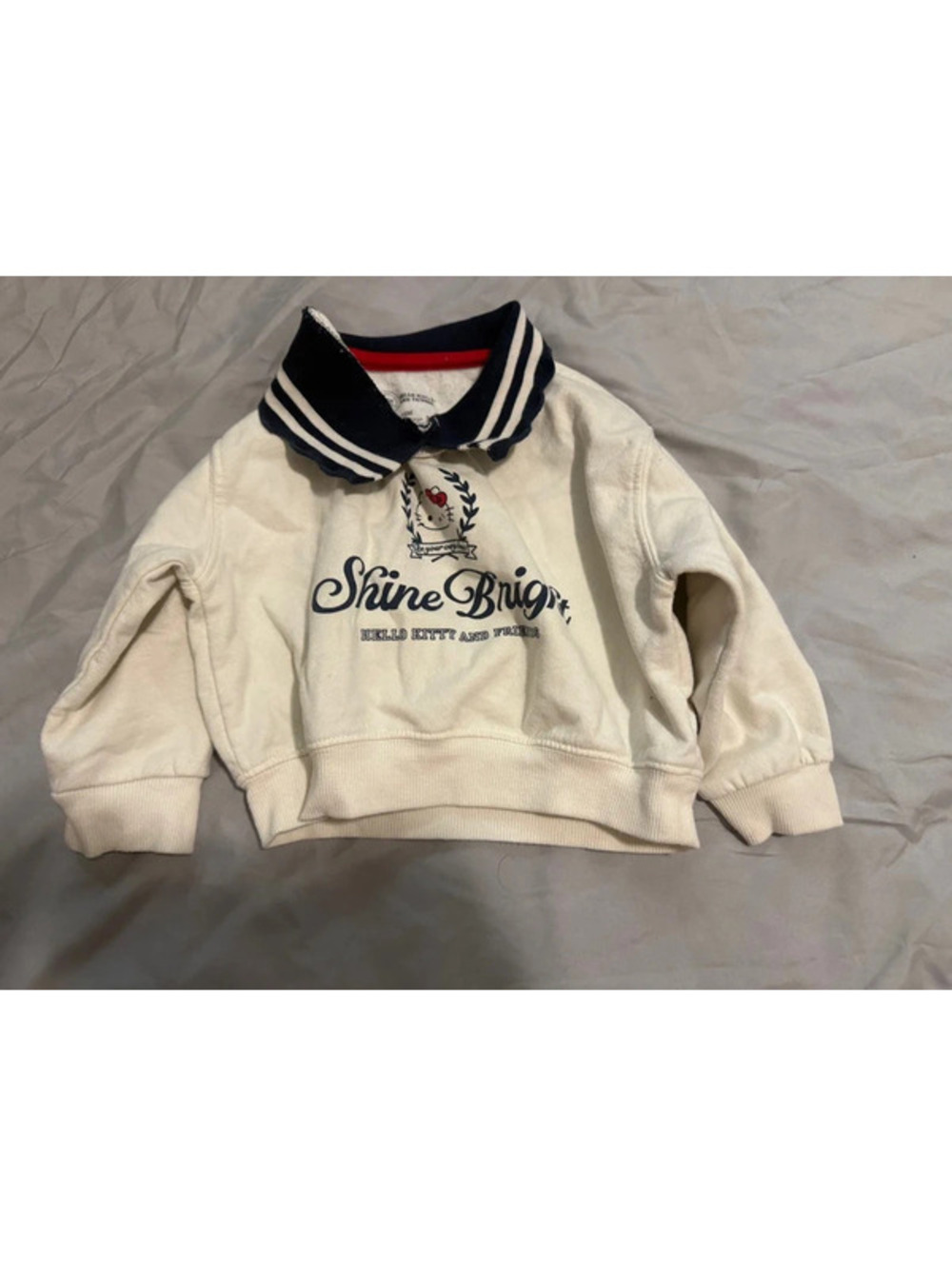 Hello kitty pullover